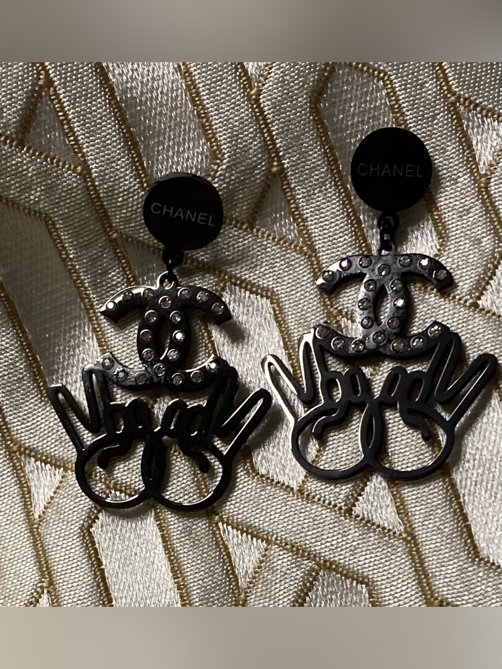 ChaneI Peace ✌🏻 Sign Earrings Black with Crystal Accents